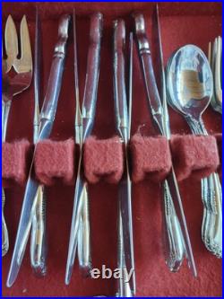 Oneida DOVER STYLE Stainless flatware set of 35 Includes serving spoon and fork