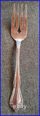 Oneida DOVER STYLE Stainless flatware set of 35 Includes serving spoon and fork