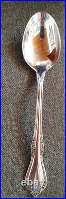 Oneida DOVER STYLE Stainless flatware set of 35 Includes serving spoon and fork