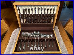 Oneida Damask Rose Stainless Steel 60pc Flatware Set with Original Storage Chest