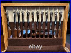 Oneida Damask Rose Stainless Steel 60pc Flatware Set with Original Storage Chest