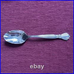 Oneida Deluxe ALEXIS 5 Piece Place Setting Glossy Stainless Flatware Replacement