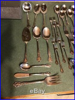 Oneida Deluxe Distinction HH KENNETT SQUARE Stainless Flatware 65 Service For 8