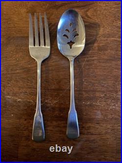 Oneida Deluxe Independence Stainless Flatware (set Of 48)