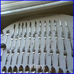 Oneida Deluxe NORDIC CROWN Stainless Flatware Set of 67 Pieces, Service for 12