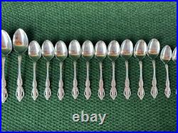 Oneida Deluxe Stainless Flatware Monte Carlo Spoon Fork Knife Serving 72 Pieces