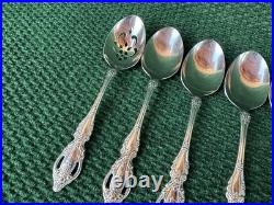 Oneida Deluxe Stainless Flatware Monte Carlo Spoon Fork Knife Serving 72 Pieces Oneida Deluxe Stainless Flatware Monte Carlo Spoon Fork Knife Serving 72 Pieces