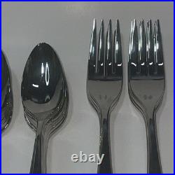 Oneida Deluxe Stainless Lasting Rose Flatware 78 Pieces Service for 12 Vintage Oneida Deluxe Stainless Lasting Rose Flatware 78 Pieces Service for 12 Vintage