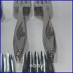 Oneida Deluxe Stainless Lasting Rose Flatware 78 Pieces Service for 12 Vintage