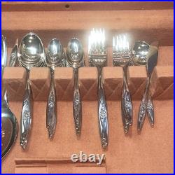 Oneida Deluxe Stainless Lasting Rose Flatware 78 Pieces Service for 12 Vintage Oneida Deluxe Stainless Lasting Rose Flatware 78 Pieces Service for 12 Vintage