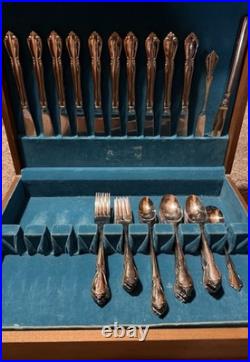 Oneida Deluxe Stainless Replacement Flatware Set with Medium Brown Wooden Case