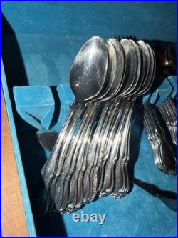 Oneida Deluxe Stainless Replacement Flatware Set with Medium Brown Wooden Case