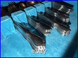 Oneida Deluxe Stainless Replacement Flatware Set with Medium Brown Wooden Case