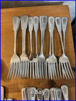 Oneida Deluxe Village Burnished Stainless Flatware Matches Pfaltzgraff 75 Pcs