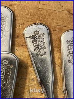 Oneida Deluxe Village Burnished Stainless Flatware Matches Pfaltzgraff 75 Pcs Oneida Deluxe Village Burnished Stainless Flatware Matches Pfaltzgraff 75 Pcs
