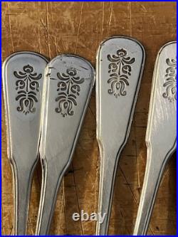 Oneida Deluxe Village Burnished Stainless Flatware Matches Pfaltzgraff 75 Pcs