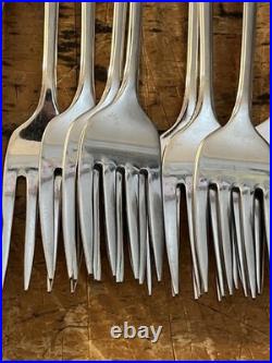 Oneida Deluxe Village Burnished Stainless Flatware Matches Pfaltzgraff 75 Pcs