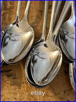 Oneida Deluxe Village Burnished Stainless Flatware Matches Pfaltzgraff 75 Pcs