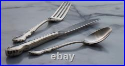 Oneida Dover 20 Piece Flatware Set Elegant Stainless Steel for 4 People Oneida Dover 20 Piece Flatware Set Elegant Stainless Steel for 4 People