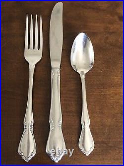 Oneida Dover 24 Pc -Knife, Fork, Spoon- Flatware Service for 8 Stainless Steel