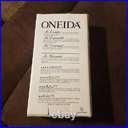 Oneida Flight 20 Piece Silverware Flatware Set Service For 4 NIB MADE IN USA