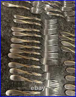 Oneida Golden Aquarius Stainless Steel Flatware Set Silver Gold TwistHandle 54pc