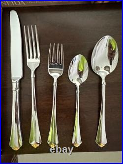 Oneida Golden Julliard 20 Pc Flatware Service for 4 cube mark +3 bonus pieces
