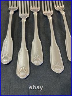 Oneida Heirloom Silver Shell Stainless Flatware (Cubed)