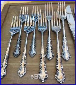 Oneida Heirloom Stainless Flatware SHELLEY 20 Piece Set Service for 4 Cube