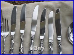 Oneida Heirloom Stainless Michelangelo Server, Forks Knives Soups Teaspoons 29P