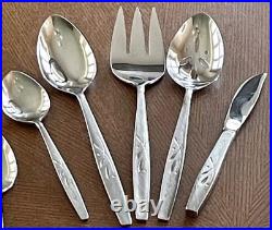 Oneida Heirloom Will O Wisps Stainless Flatware Set 38 Pc Cube Mark USA Oneida Heirloom Will O Wisps Stainless Flatware Set 38 Pc Cube Mark USA