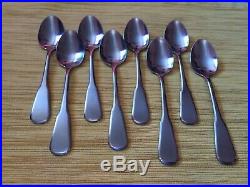 Oneida Independence Deluxe Stainless flatware 54 pieces