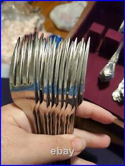 Oneida KENNET SQUARE Stainless FLATWARE 75 pc LOT Distinction Deluxe HH With Case