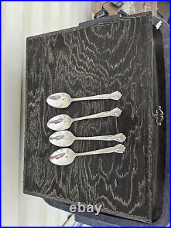 Oneida Katrina Stainless Steel Flatware partial Set with original chest, 52 pcs