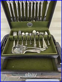 Oneida Katrina Stainless Steel Flatware partial Set with original chest, 52 pcs