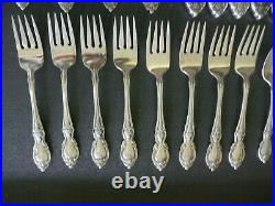 Oneida Louisiana Community Stainless Set for 8 40 pieces Knives Spoons Forks