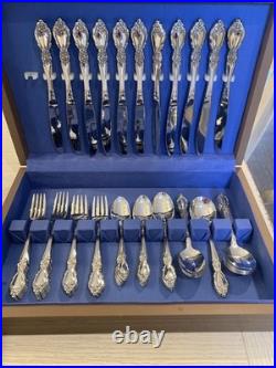 Oneida Louisiana Stainless Steel Flatware 93 Pieces Service for 12 Pristine