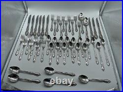 Oneida Ltd deluxe stainless Strathmore 50 Piece Set