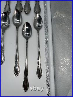 Oneida Ltd deluxe stainless Strathmore 50 Piece Set