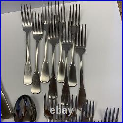 Oneida MINUTE MAN COLONIAL BOSTON Flatware 8 Place Settings 49 Pieces & Extras
