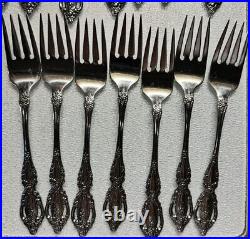 Oneida MONTE CARLO Deluxe Stainless Flatware 35 Pieces Knives Forks Spoons