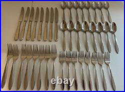 Oneida MOONCREST Stainless Lot of 40 Pcs Glossy Flatware Spoon Fork Knife