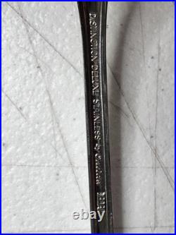 Oneida Mansion Hall Distinction Deluxe Stainless Flatware 67 Pc Set Wood Chest