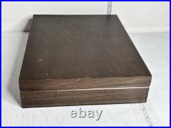 Oneida Mansion Hall Distinction Deluxe Stainless Flatware 67 Pc Set Wood Chest