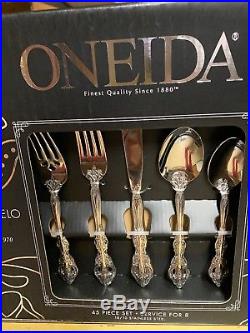 Oneida Michelangelo 45 Piece Service for 8 Flatware Set Brand New