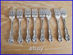 Oneida Michelangelo 52 piece Set Service for of 8 Oneida Stainless Flatware VTG