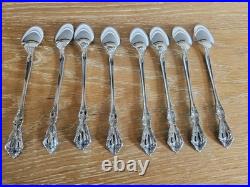 Oneida Michelangelo 52 piece Set Service for of 8 Oneida Stainless Flatware VTG