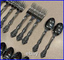 Oneida Michelangelo Flatware Lot 27 PC Stainless MARKED ONEIDA CUBE Stainless