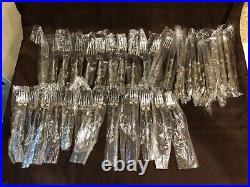 Oneida Michelangelo Stainless Flatware 76 pieces Service for 12 + Serving Pieces