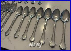 Oneida Midtowne Stainless Flatware 46 PC
